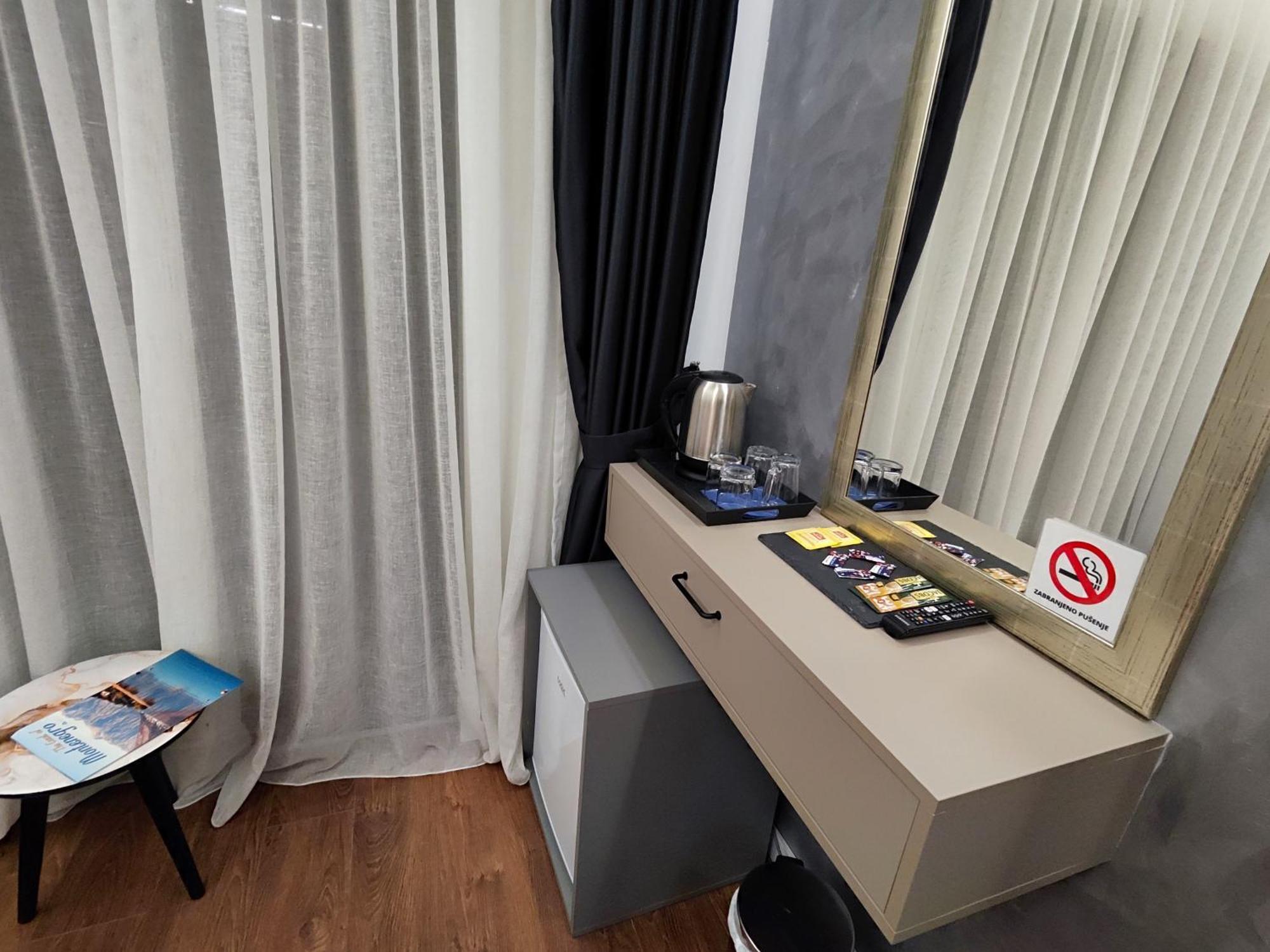 Lolo Luxury Rooms & Suites Budva Ngoại thất bức ảnh